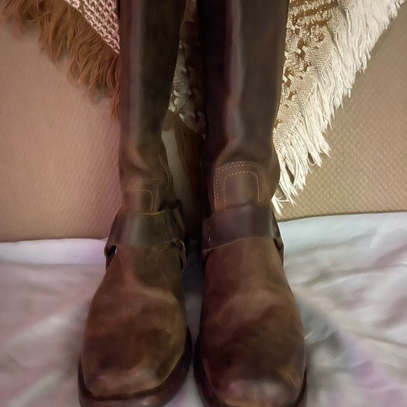 FRYE Mid-Calf Leather Boots! Size 7m, Brown. - Picture 3 of 6